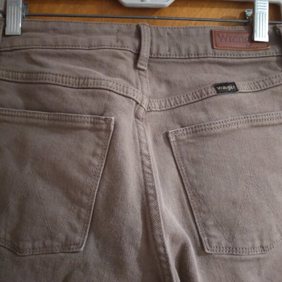 Brown Wrangler high rise flare jeans - Picture 6 of 10